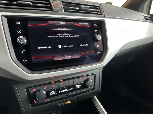 SEAT Arona 1.0 TSI Xcellence Launch Edition 2018 Benzine 8