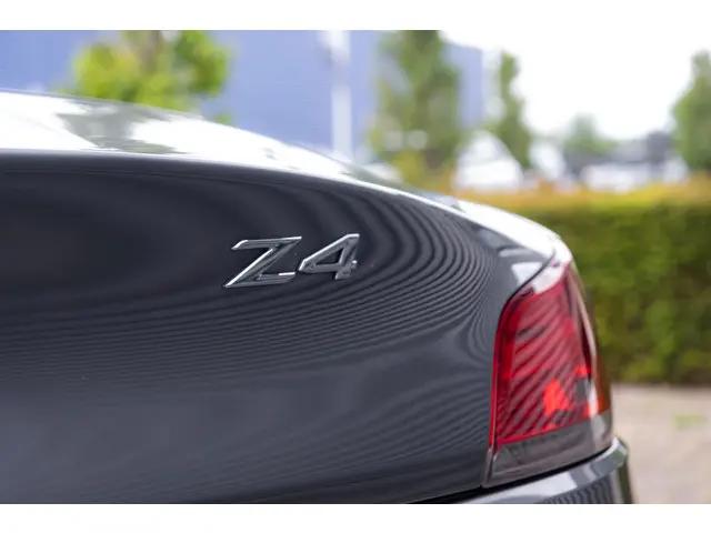 BMW Z4 Roadster sDrive20i High Executive 2013 Benzine 20