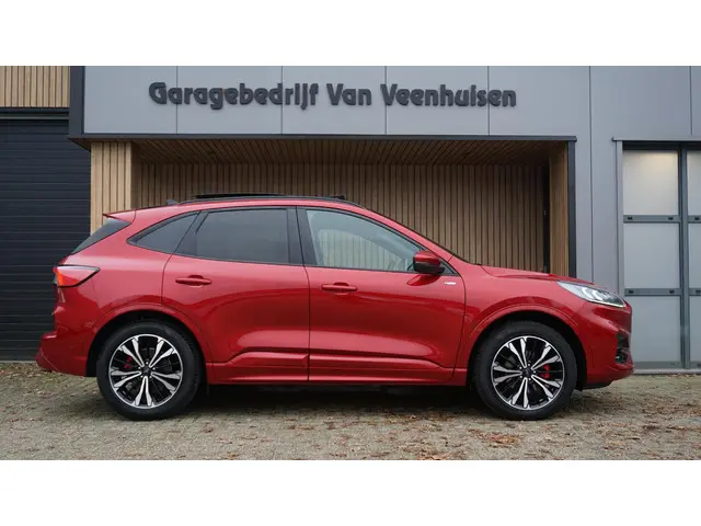 Ford Kuga 2.5 225pk PHEV ST-Line X 2021 Hybride Benzine 3