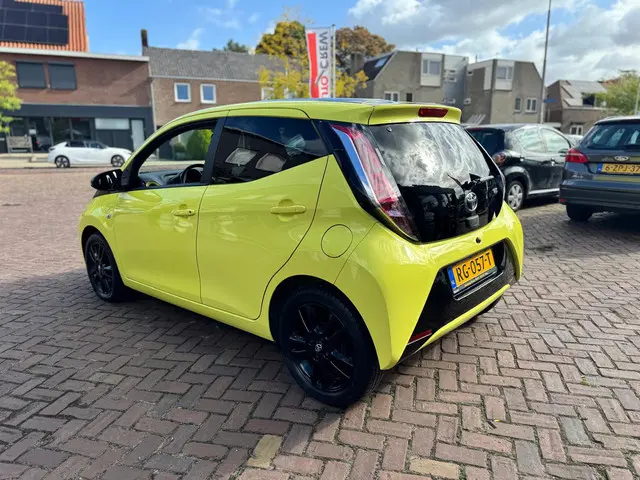 Toyota Aygo 1.0 VVT-i x-cite 2017 Benzine 5