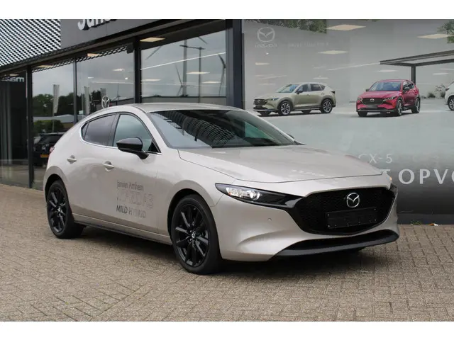 Mazda 3 2.0 e-SkyActiv-X M Hybrid 186 Nagisa 2025 Benzine 4