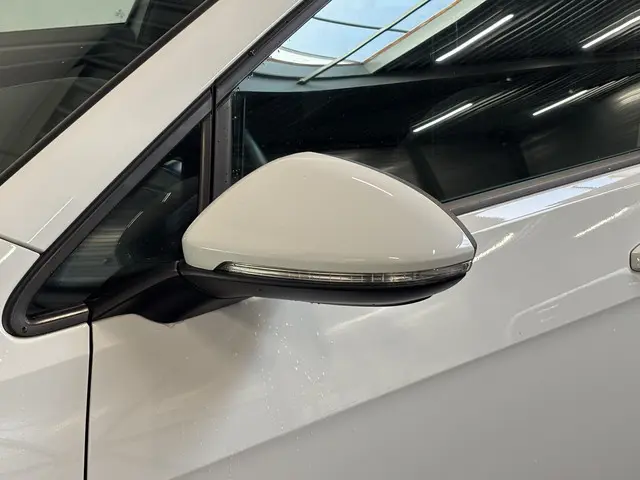 Volkswagen Golf 1.5 TSI R-Line 2017 Benzine 30