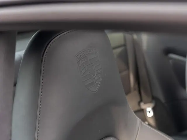 Porsche 911 3.0 Carrera 4S 2016 Benzine 35