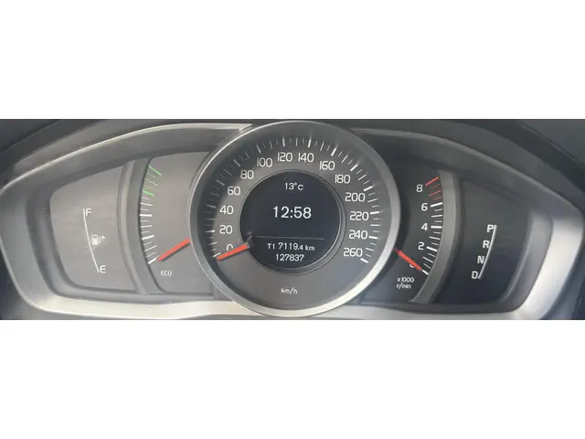 Volvo XC60 2.0 T5 FWD Ocean Race 2014 Benzine 8