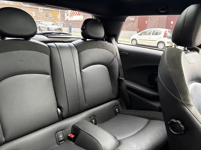 MINI Cooper Mini 2.0 John Works Chili 2016 Benzine 11