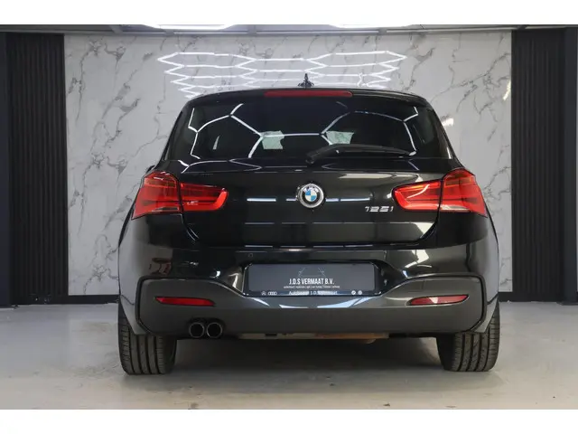 BMW 1 Serie 125i M-sport Led ALL-Black 2016 Benzine 9