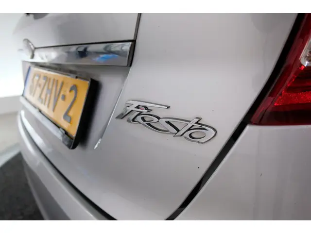 Ford Fiesta 1.25 Titanium 2013 Benzine 17