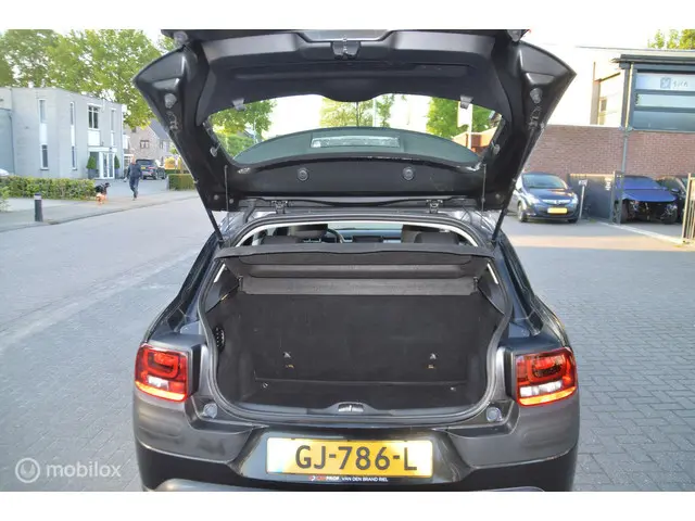 Citroën C4 Cactus 1.2 PureTech Business 2015 Benzine 13