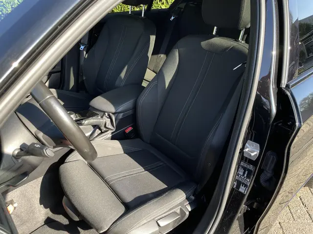 BMW 1 Serie 116i High Executive 2019 Benzine 7