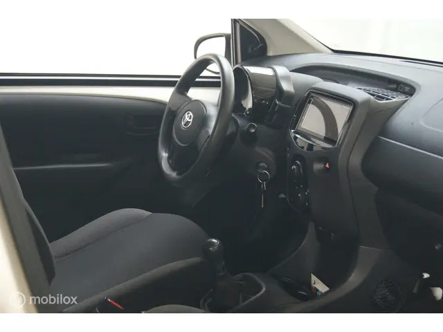 Toyota Aygo 1.0 VVT-i x 2020 Benzine 7