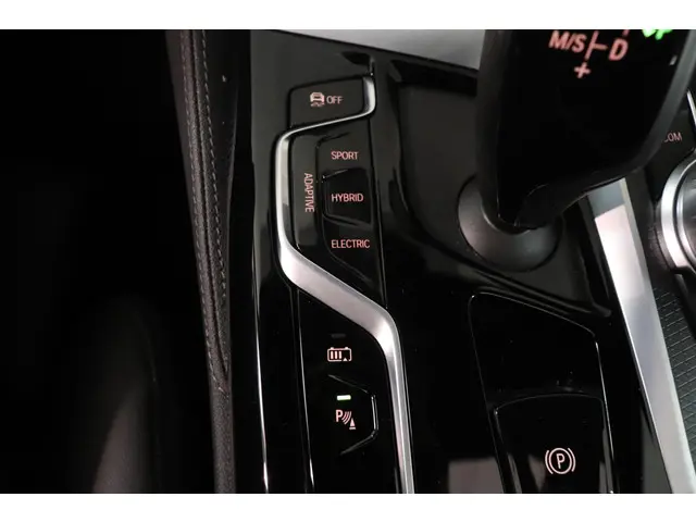 BMW 5 Serie Touring 530e M-Sport 2024 Hybride Benzine 52