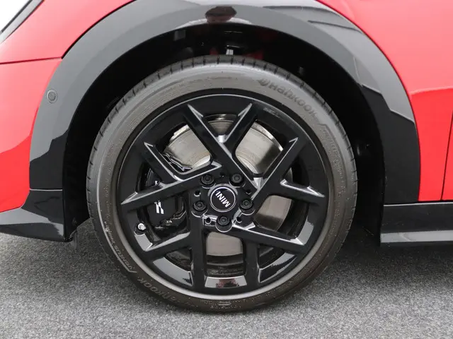 MINI Cabrio C 2025 Benzine 9