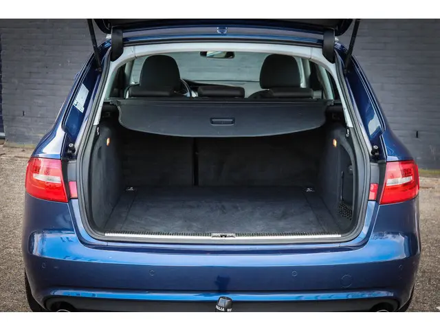 Audi A4 Avant 1.8 TFSI Business Edition 2014 Benzine 18