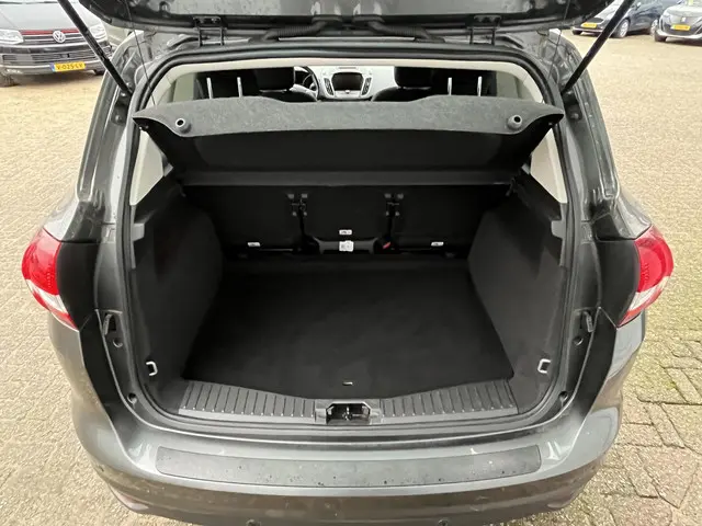 Ford C-MAX 1.0 Titanium 2017 Benzine 10