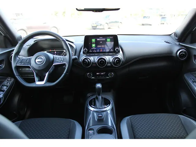 Nissan Juke Hybrid 143 N-Connecta 2023 Hybride Benzine 12