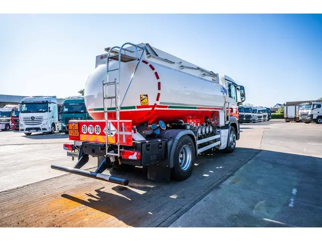 MAN TGS 18.400 4x4H +CM 11.500L /4 COMP 2015 Diesel 4