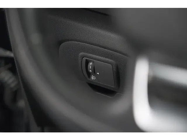 Renault Scénic TCe 140 EDC Bose 2021 Benzine 45