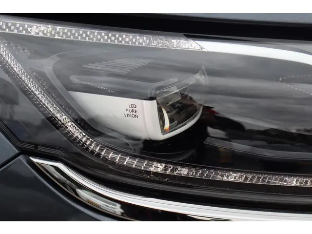 Renault Espace 1.8 TCe Initiale Paris 7p. 2019 Benzine 15