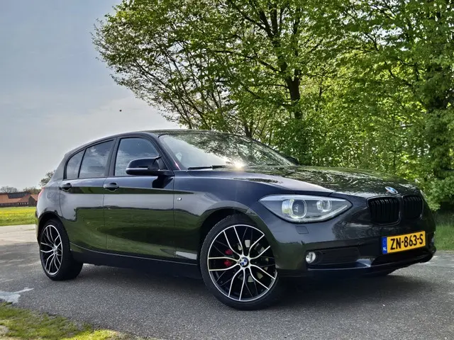 BMW 1 Serie 116i High Executive 2013 Benzine 4