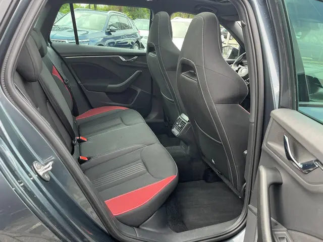 Škoda Kamiq 1.0 TSi DSG Monte Carlo 2021 Benzine 17