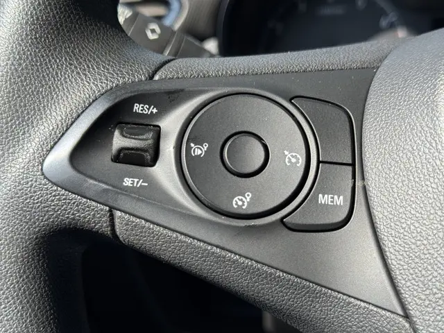 Opel Crossland X 1.2 Online Edition 2018 Benzine 27