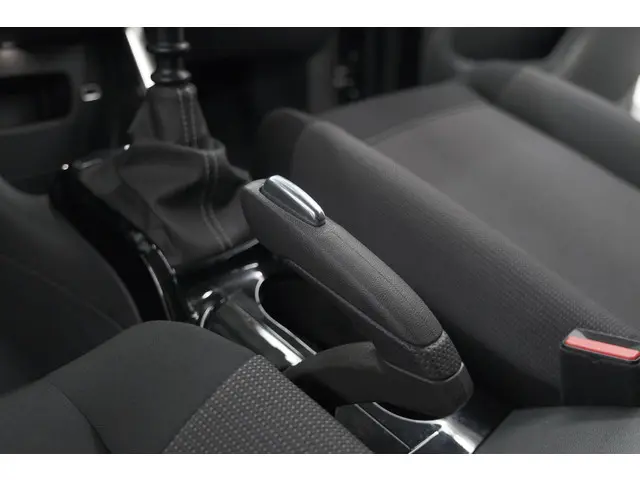 Citroën C3 Aircross PureTech 110 Feel 2024 Benzine 34