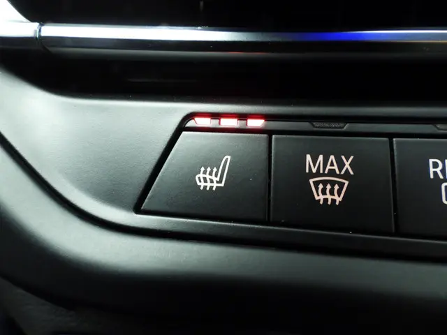 BMW 1 Serie 5-deurs 118i 2020 Benzine 18