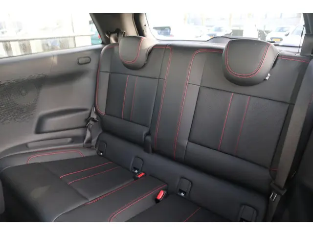 MINI 3-Deurs Cooper E 2024 Elektrisch 16