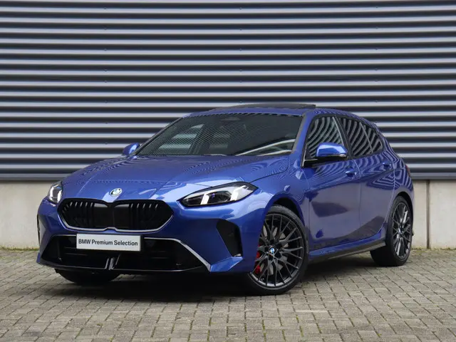 BMW 1 Serie 5-deurs 120 2025 Benzine 37