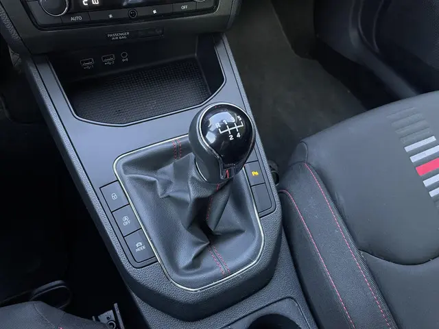 SEAT Ibiza 1.0 TSI FR Business Intense 2019 Benzine 12