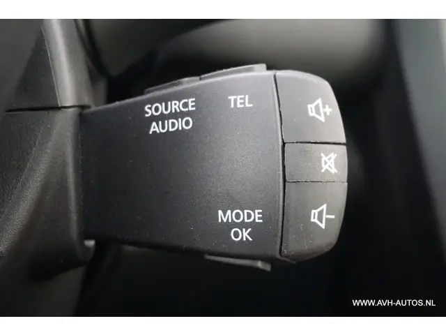 Renault Kadjar 1.3 TCe Black Edition 2022 Benzine 19