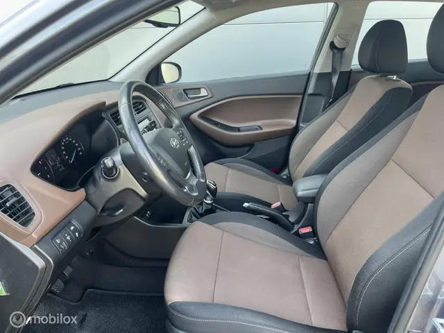 Hyundai i20 1.0 T-GDI Comfort | Climate | 2018 Benzine 9