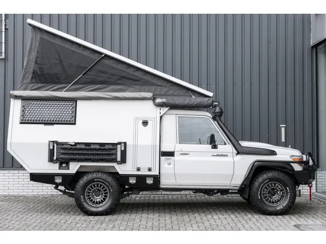 Toyota Land Cruiser 4.0 V6 Tembo Camper 2022 Benzine 14