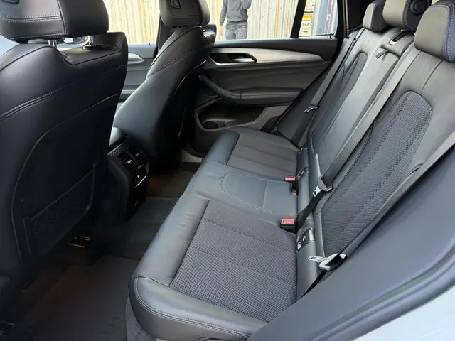 BMW X3 xDrive30e M-Sport 2021 Hybride Benzine 6