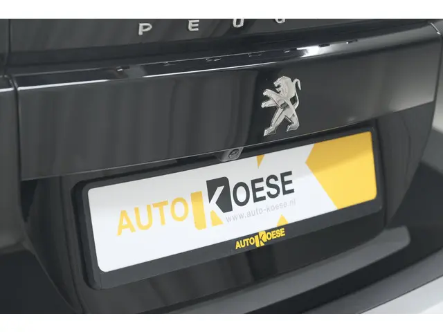 Peugeot 2008 PureTech 130 Active 2023 Benzine 21