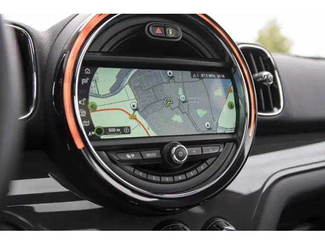 MINI Countryman 1.5 Cooper Chili 2017 Benzine 22