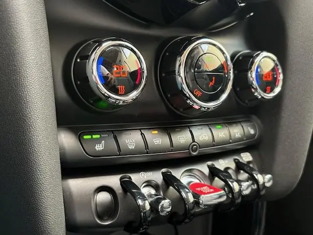 MINI Cooper Cabrio Mini 1.5 MINI Yours 2022 Benzine 29