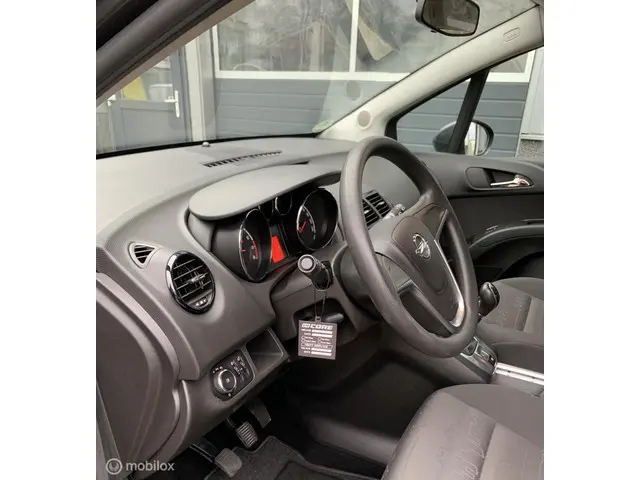 Opel Meriva 1.4 Cosmo AIRCO | TREKHAAK 2012 Benzine 12