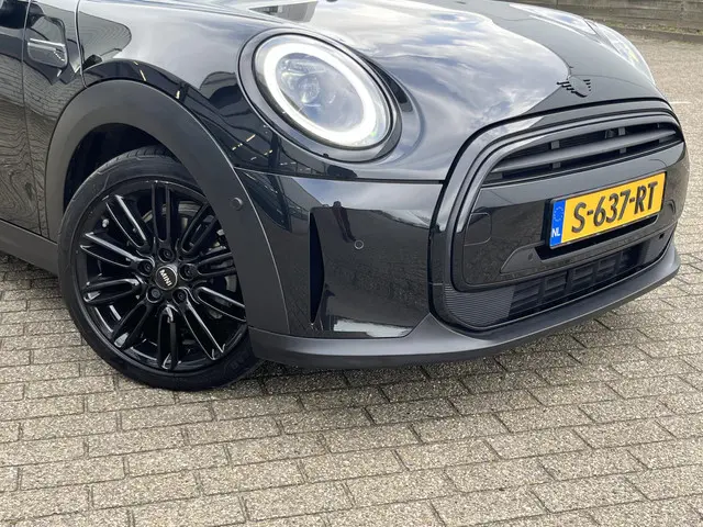 MINI Cooper 1.5 Classic 2023 Benzine 48