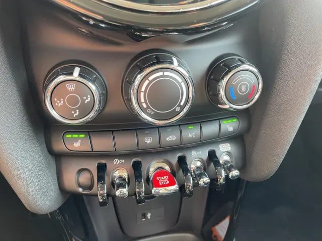 MINI Cooper Mini 1.5 One 2021 Benzine 21