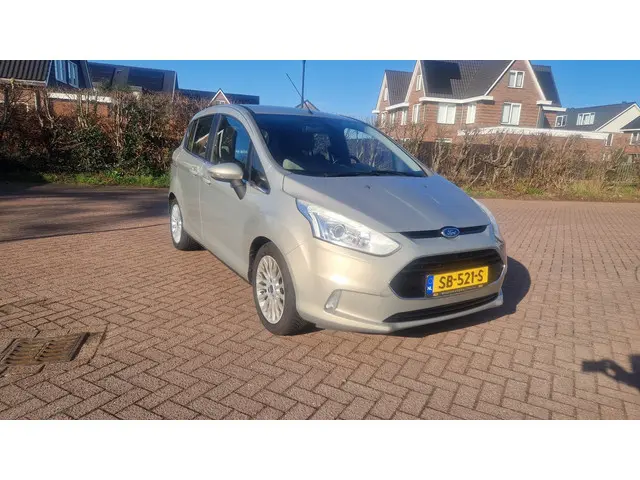 Ford B-MAX 2