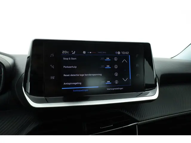 Peugeot 2008 1.5 BlueHDi Active 2020 Diesel 23