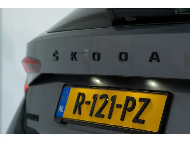 Škoda Fabia 1.0 TSI Monte Carlo 2022 Benzine 68