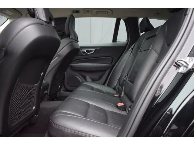 Volvo V60 2.0 T5 250pk Automaat Inscription 2019 Benzine 8
