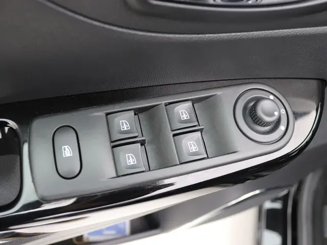 Renault Captur 1.2 TCe Dynamique 120pk 2017 Benzine 25