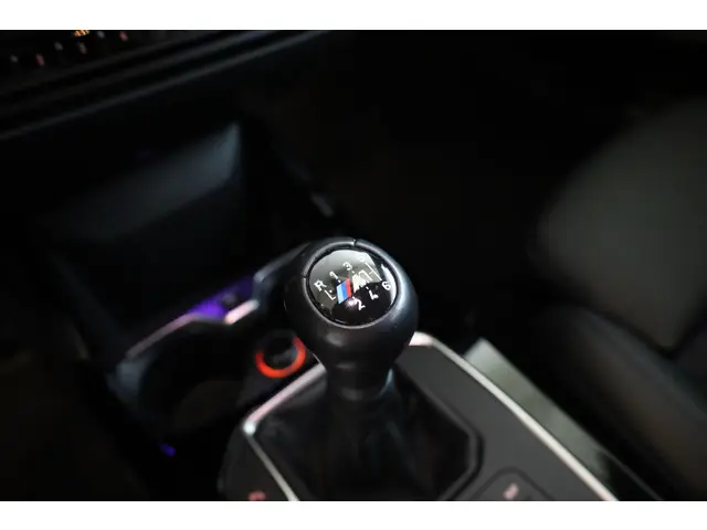 BMW 1 Serie 5-deurs 118i 2022 Benzine 19