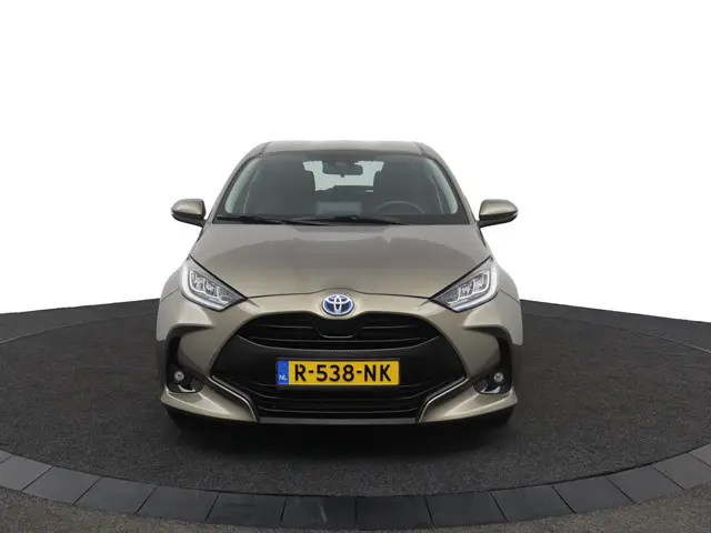 Toyota Yaris 1.5 Hybrid Dynamic 2022 Hybride Benzine 16