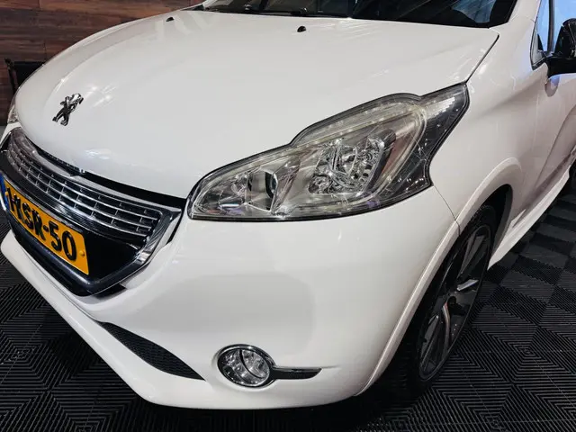 Peugeot 208 1.6 THP XY 2013 Benzine