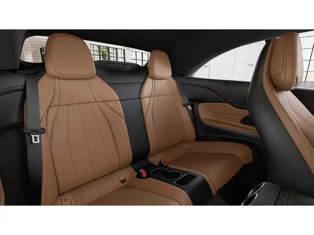 Mercedes-Benz CLE Cabriolet 200 AMG Line 2025 Benzine 6