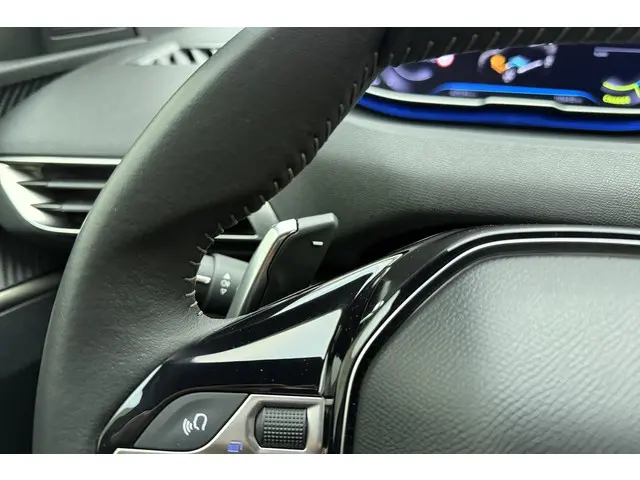 Peugeot 3008 1.2 Hybrid 136 Allure 2024 Hybride Benzine 27